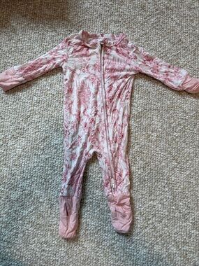 Posh Peanut 0-3 month Toile Print Footed Baby One-Piece